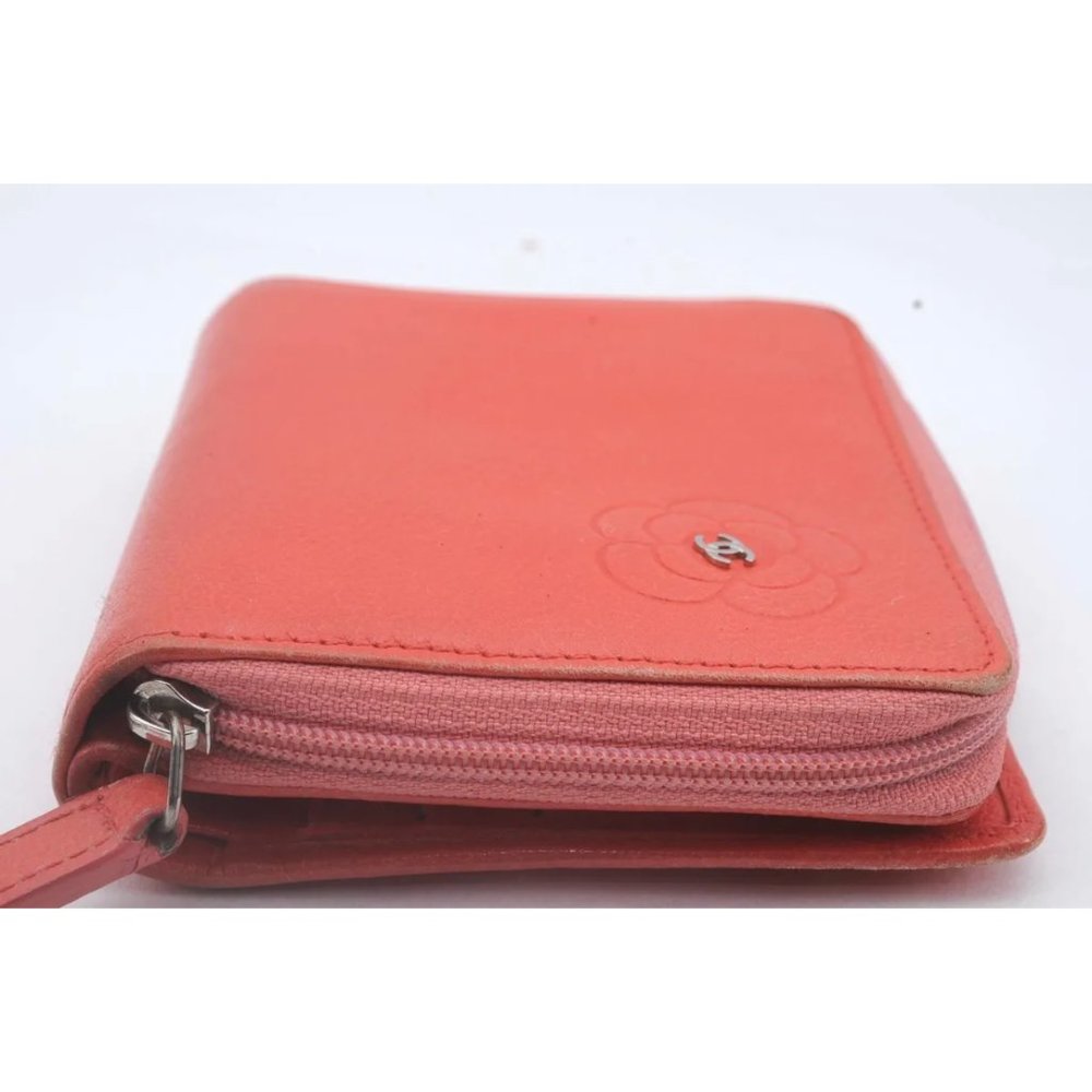 AUTHENTIC CHANEL CC LOGO CAMELIA BIFOLD WALLET - Picture 6 of 13